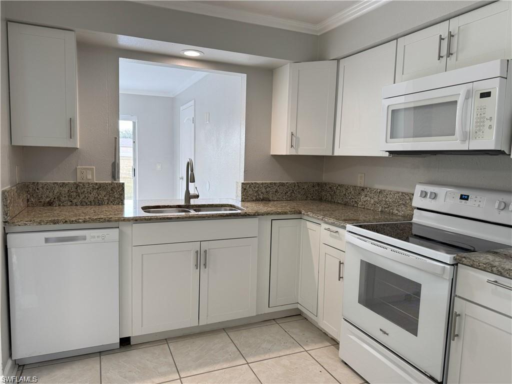 4404 Santa Barbara BLVD Property Photo 1