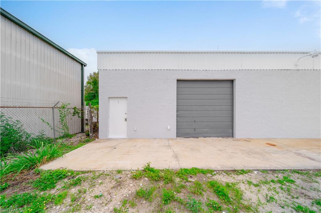 3559 Veronica S Shoemaker Blvd Property Photo 4