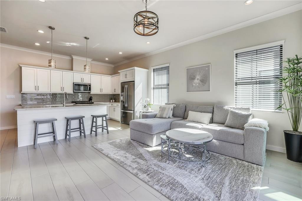 14712 Kingfisher LOOP