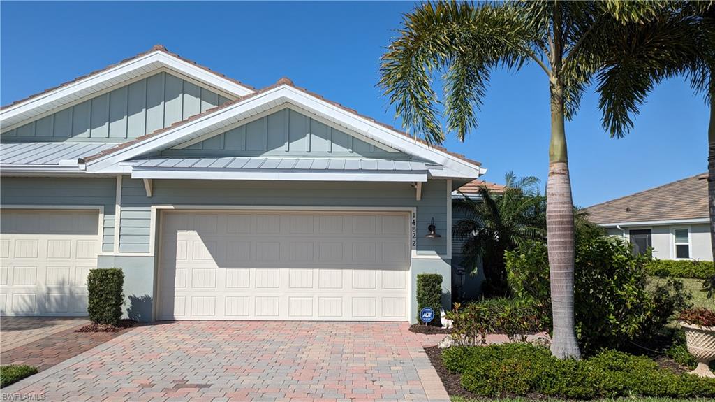 14822 Edgewater Cir Property Photo 1