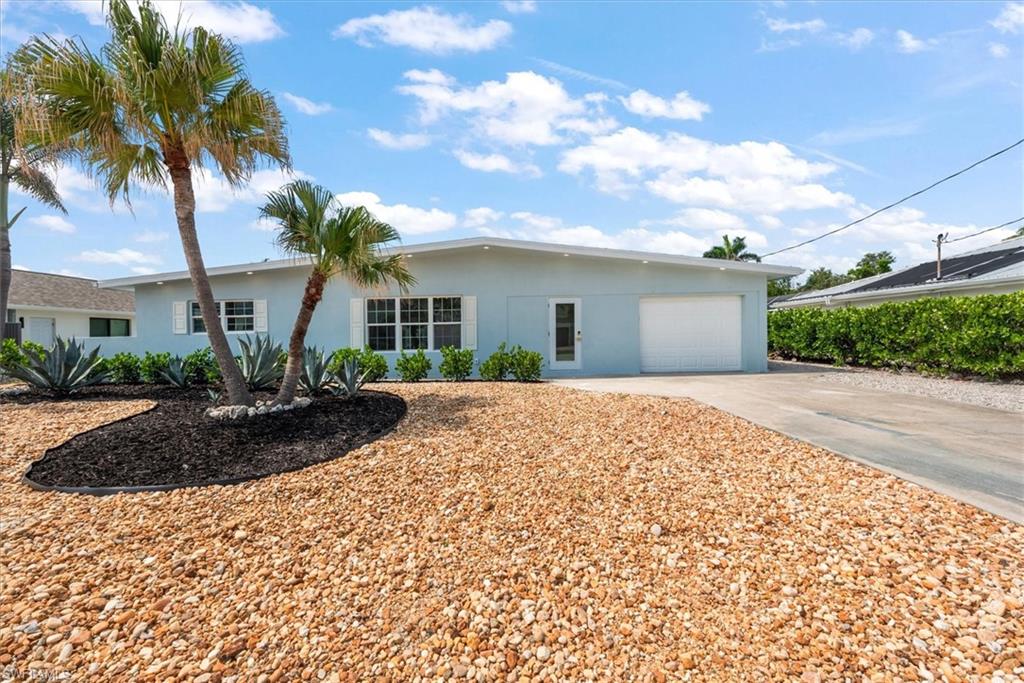 8336 Lagoon Rd Property Photo 1