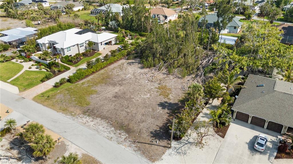 260 Green Dolphin Dr Property Photo 3