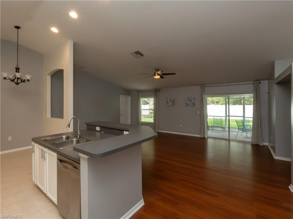 2501 Hawks Preserve Dr Property Photo 6