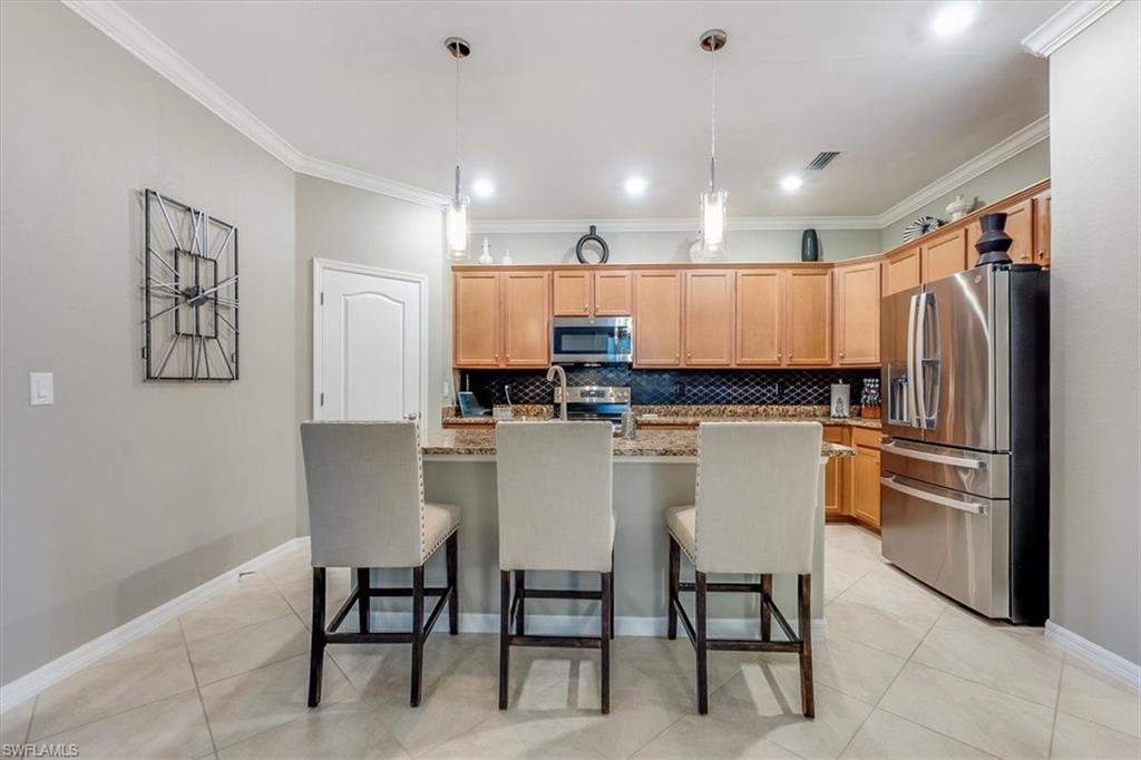 2549 Caslotti Way Property Photo 13