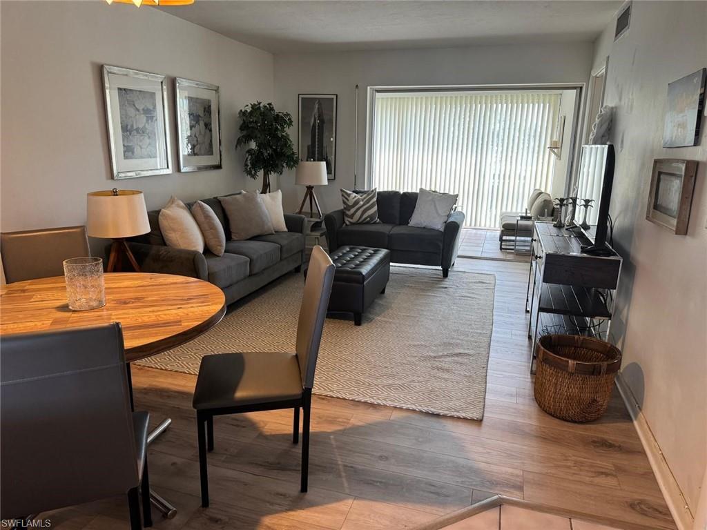 1900 Alamanda DR # 303