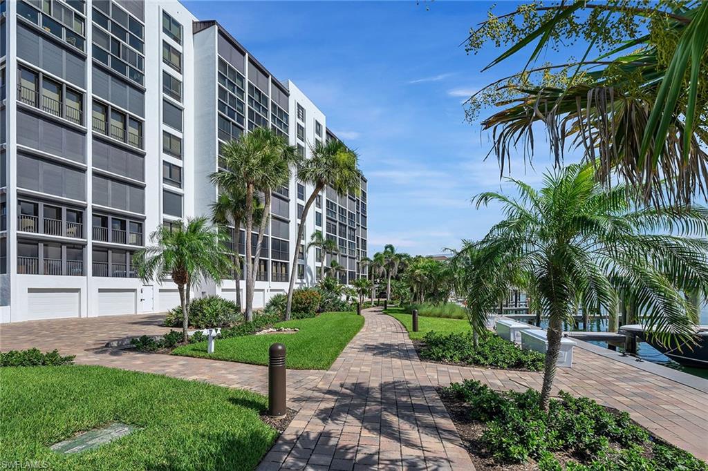 2400 Gulf Shore Blvd N 502 Property Photo 39