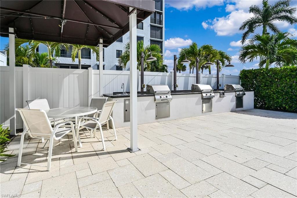 2400 Gulf Shore Blvd N 502 Property Photo 43