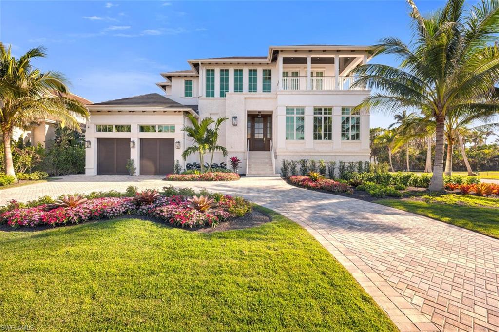 1835 Gulf Shore Blvd S Property Photo 1