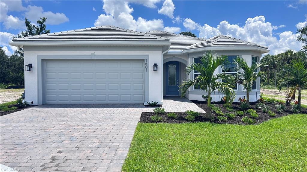 7601 Paradise Tree Dr Property Photo 1