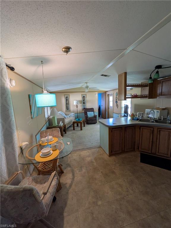 10750 Wales Loop Property Photo 10