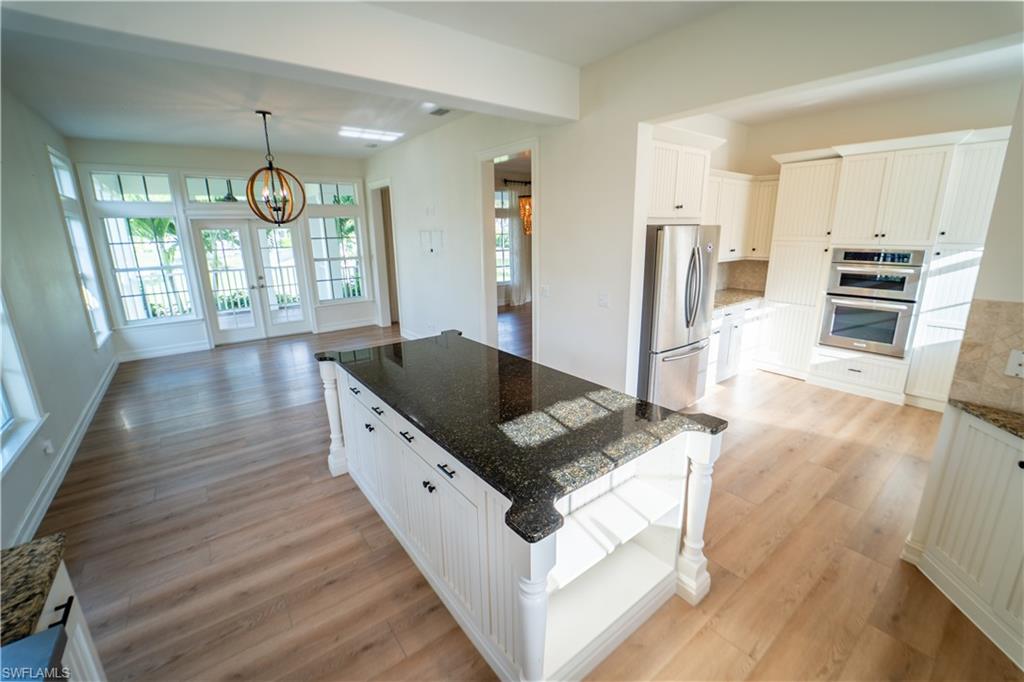 7252 Lake Dr Property Photo 11