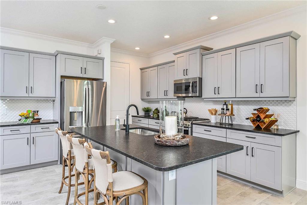 4073 Aquila Pl Property Photo 4