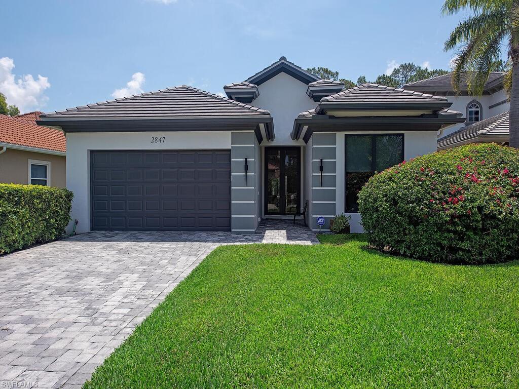 2847 Coco Lakes DR