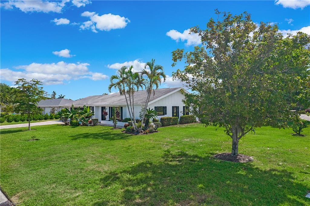 27 Pebble Beach BLVD Property Photo 1