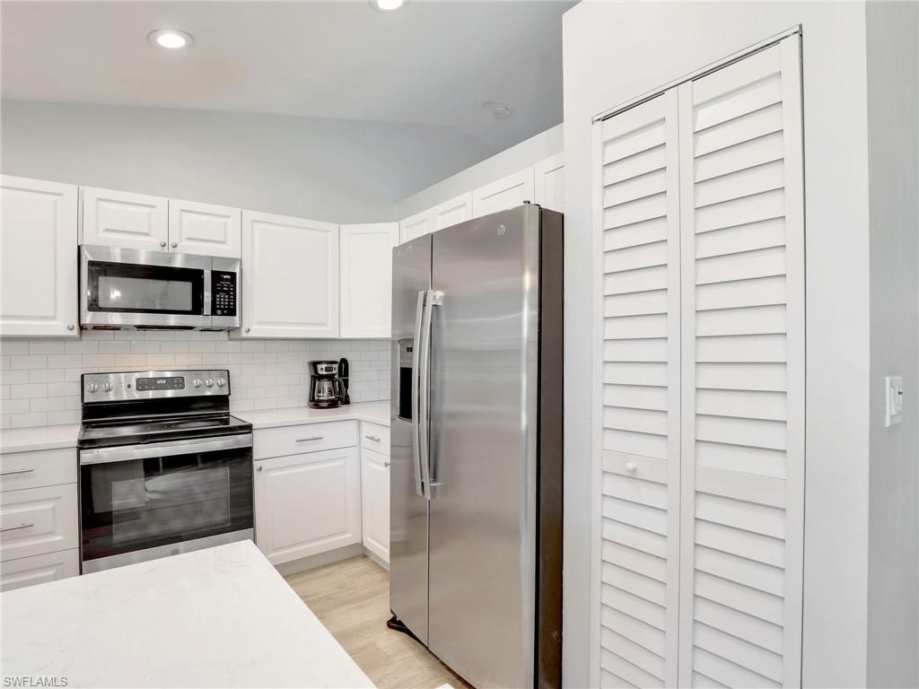 4829 Molokai Dr 12 Property Photo 15