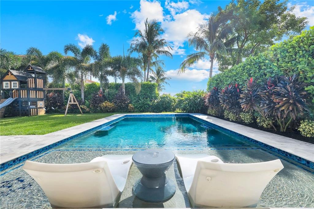 2704 Crystal Way Property Photo 5