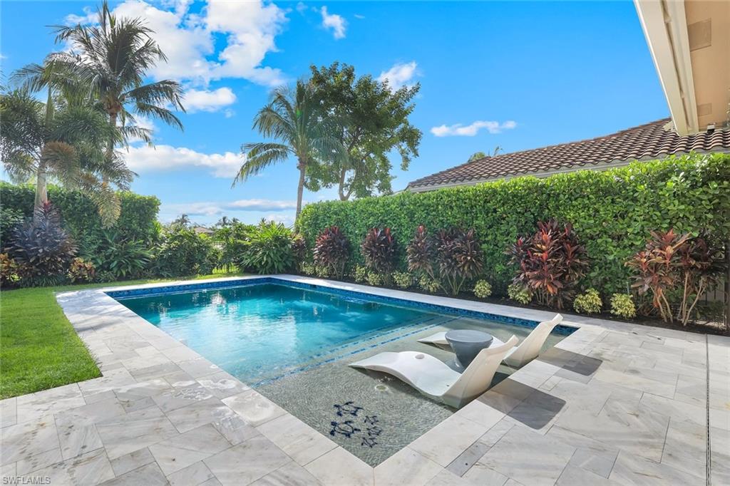 2704 Crystal Way Property Photo 7