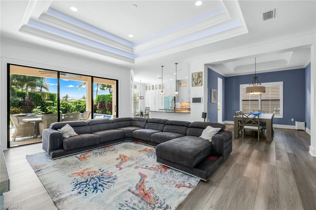 2704 Crystal Way Property Photo 13