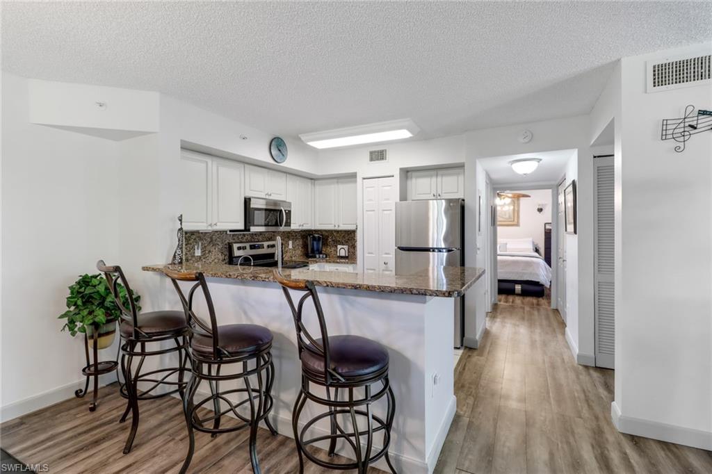 1160 Wildwood Lakes Blvd # 9 Property Photo 1