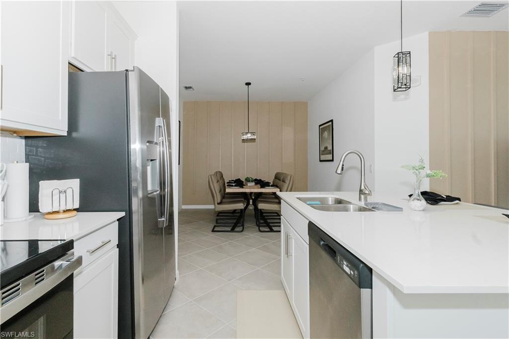 15275 Green Acre Ave # 338 Property Photo 1