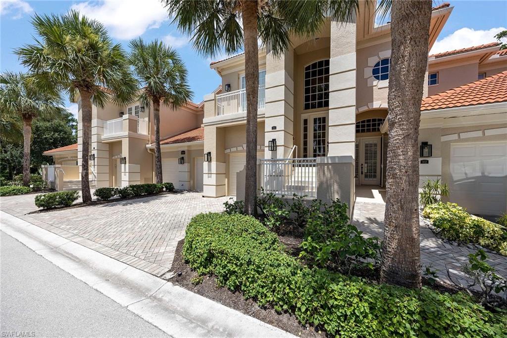 26960 Wyndhurst Ct # 202 Property Photo 2