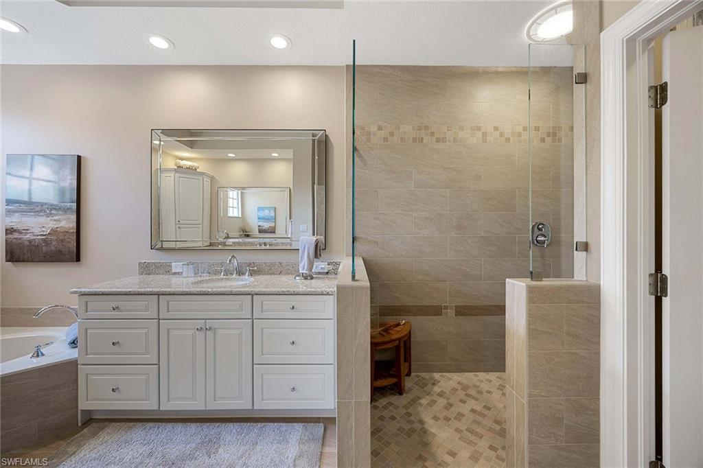 26960 Wyndhurst Ct # 202 Property Photo 21