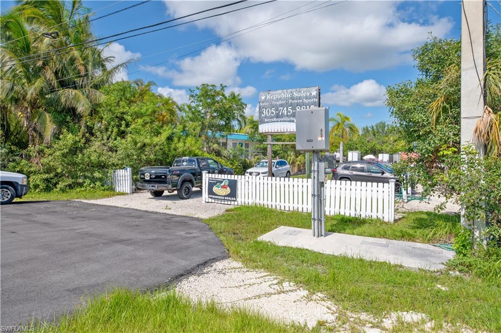 21423 Overseas Hwy Property Photo 3