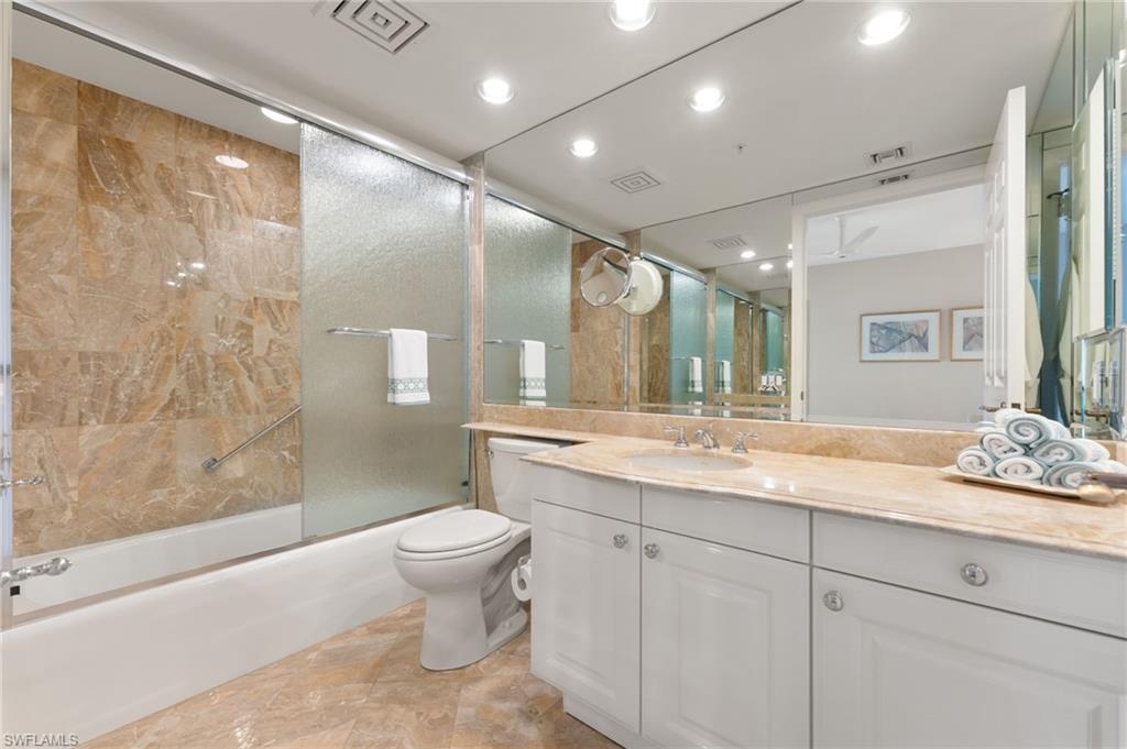 8473 Bay Colony Dr 701 Property Photo 15