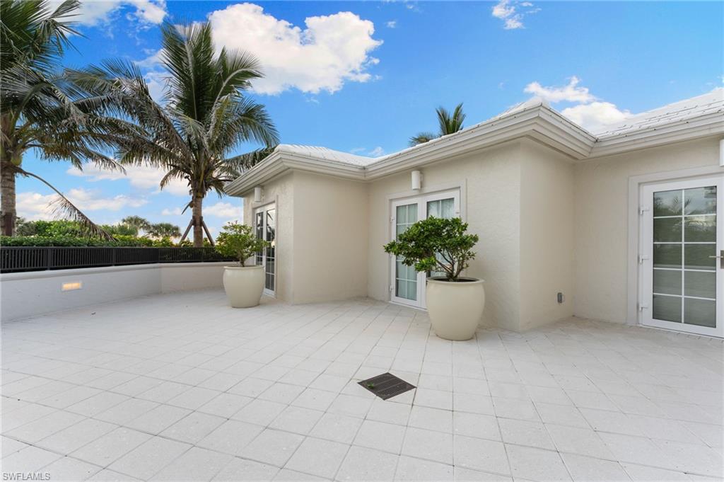 8473 Bay Colony Dr 701 Property Photo 16