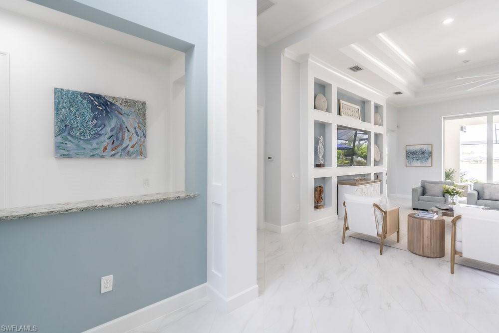 5060 Martinique Dr Property Photo 6