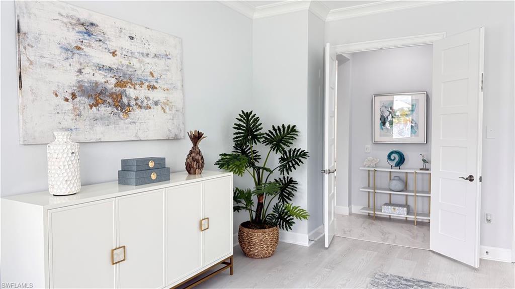 5060 Martinique Dr Property Photo 25