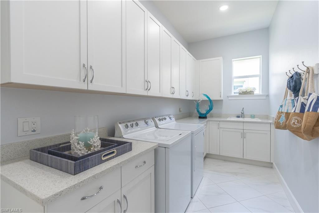 5060 Martinique Dr Property Photo 37