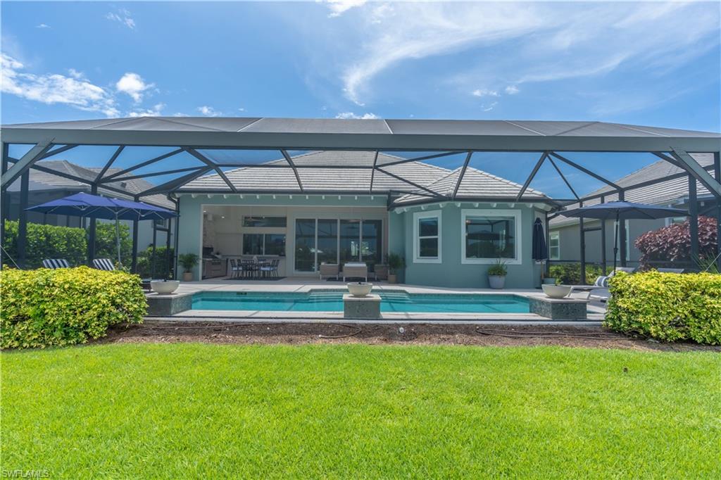 5060 Martinique Dr Property Photo 46