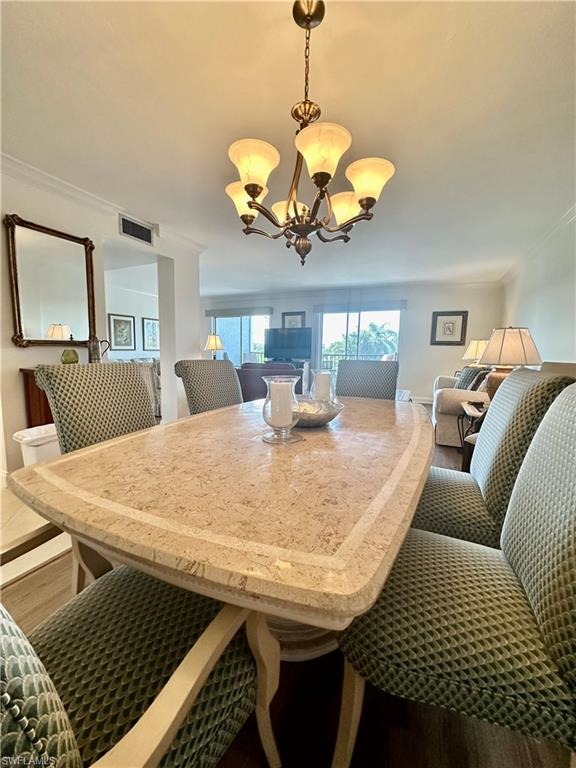 555 Park Shore Dr B403 Property Photo 13
