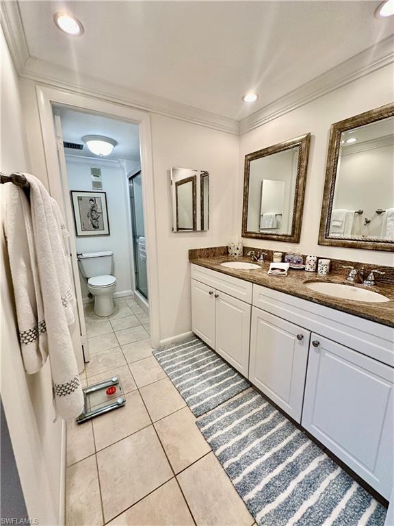 555 Park Shore Dr B403 Property Photo 27