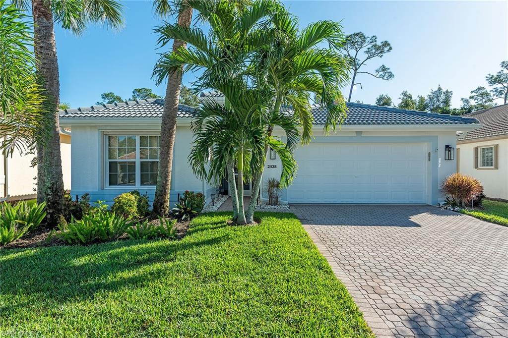 2438 Butterfly Palm DR Property Photo 1