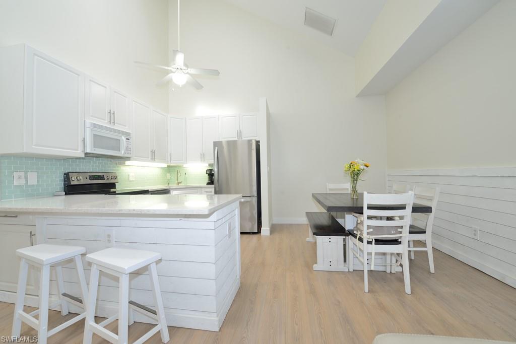 4325. Covey CIR # B Property Photo 1