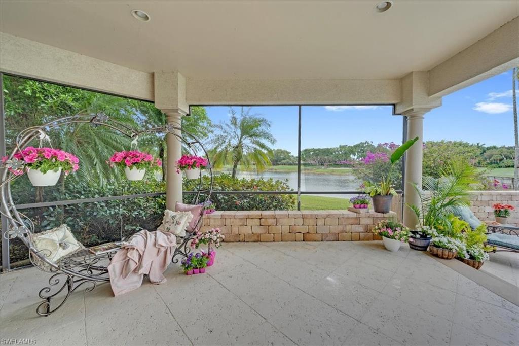 2339 Alexander Palm Dr Property Photo 18