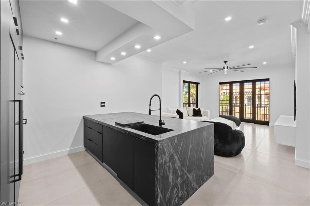 23191 Fashion Dr DR # 8106 Property Photo 1