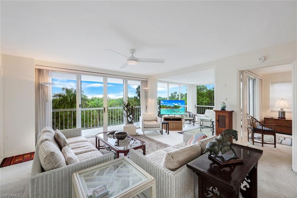 5501 Heron Point DR 204 Property Photo 1