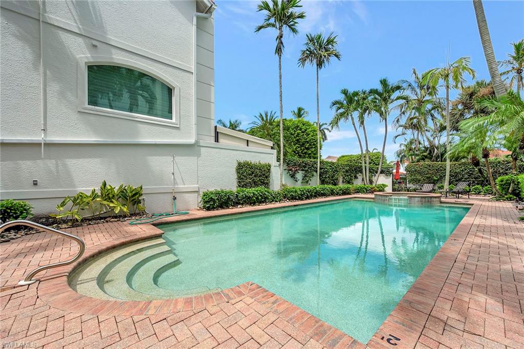 1004 5th St S # 502 Property Photo 33