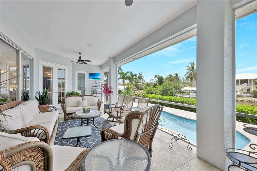 4837 Regal Dr Property Photo 2