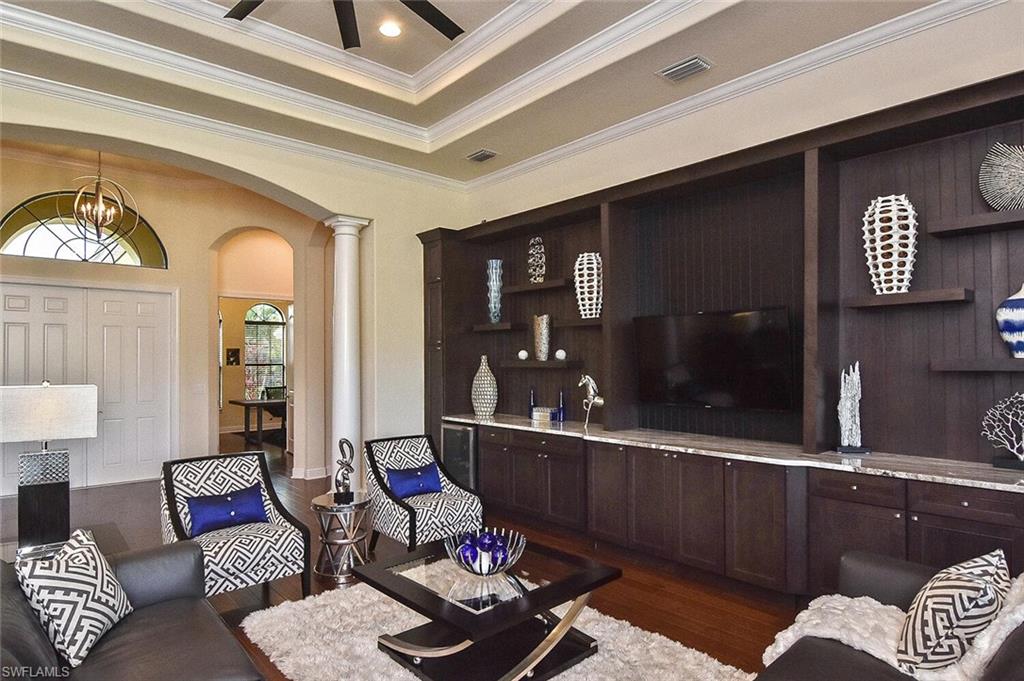 23124 Sanabria Loop Property Photo 6