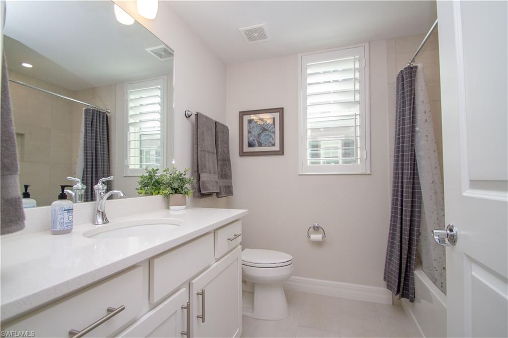 232 Indies Dr E # 101 Property Photo 13