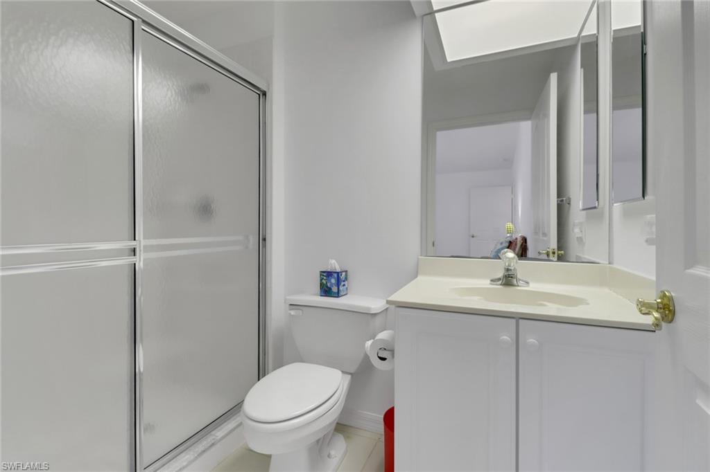 6180 Reserve Cir 203 Property Photo 17