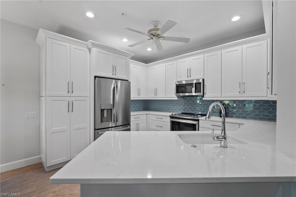 8275 Danbury Blvd # 104 Property Photo 9