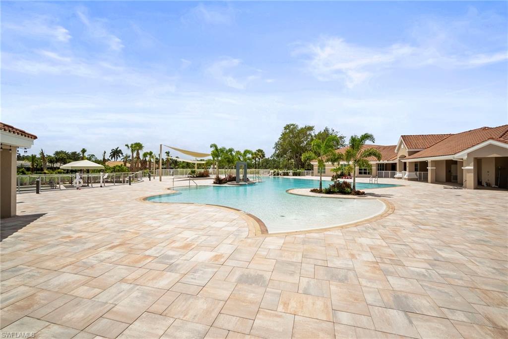 8275 Danbury Blvd # 104 Property Photo 22