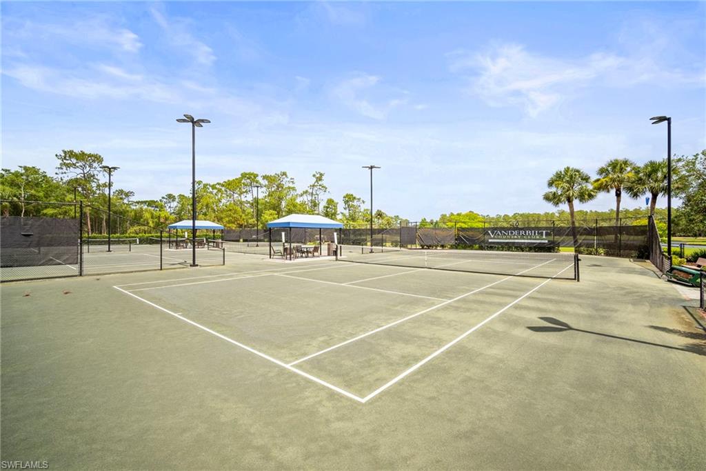 8275 Danbury Blvd # 104 Property Photo 30