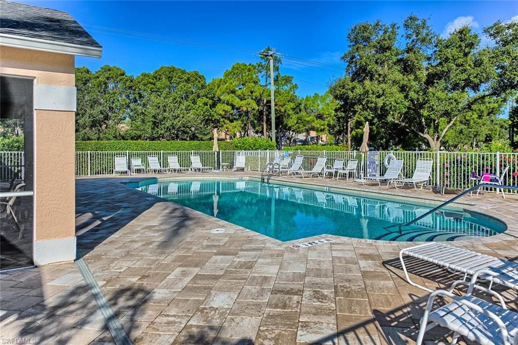 774 Wiggins Lake Dr 106 Property Photo 32
