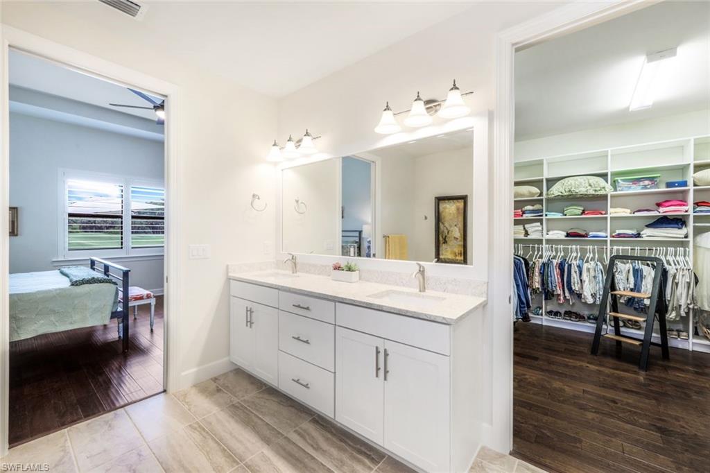 9335 Surfbird Ct Property Photo 16